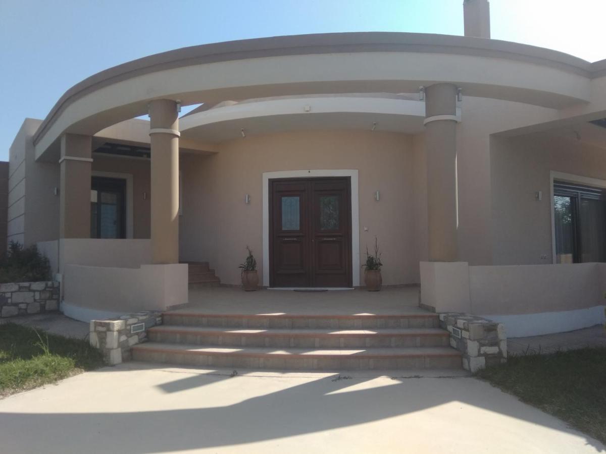 Kos Villa - Family Comfort With Large Garden, Jacuzzi Экстерьер фото