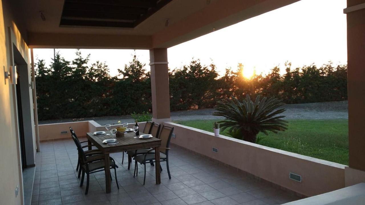 Kos Villa - Family Comfort With Large Garden, Jacuzzi Экстерьер фото